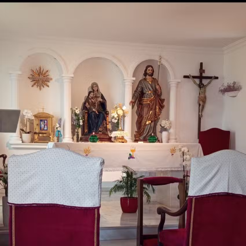 Adoraci&oacute;n Eucar&iacute;stica Perpetua