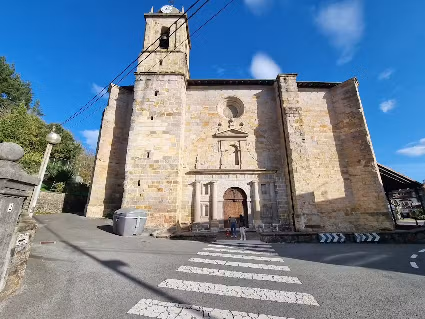 Andra Mari Eliza/Iglesia de Santa Mar&iacute;a