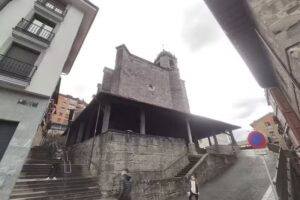 Benetazko Andra Mari Parrokia/Parroquia Santa Mar&iacute;a la Real