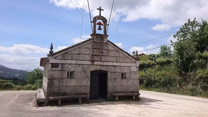 Capela de San Xo&aacute;n de Vilar da Lomba