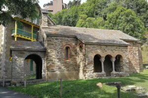 Capella de la Mare de Déu de Montserrat (Alp)