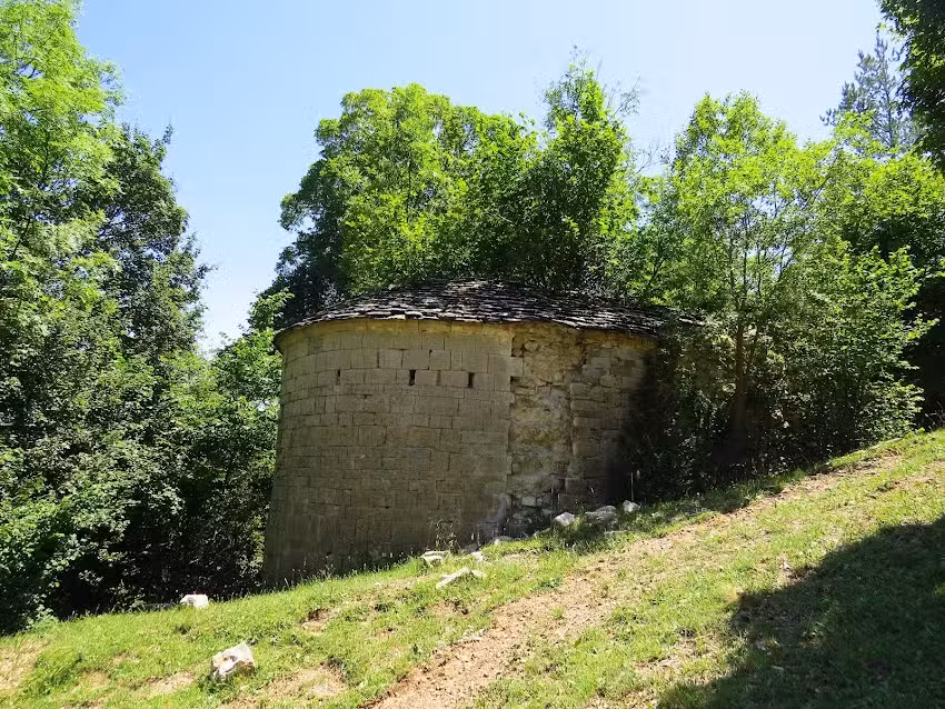 Capella de Santa Maria de Vidabona (ru&iuml;nes)