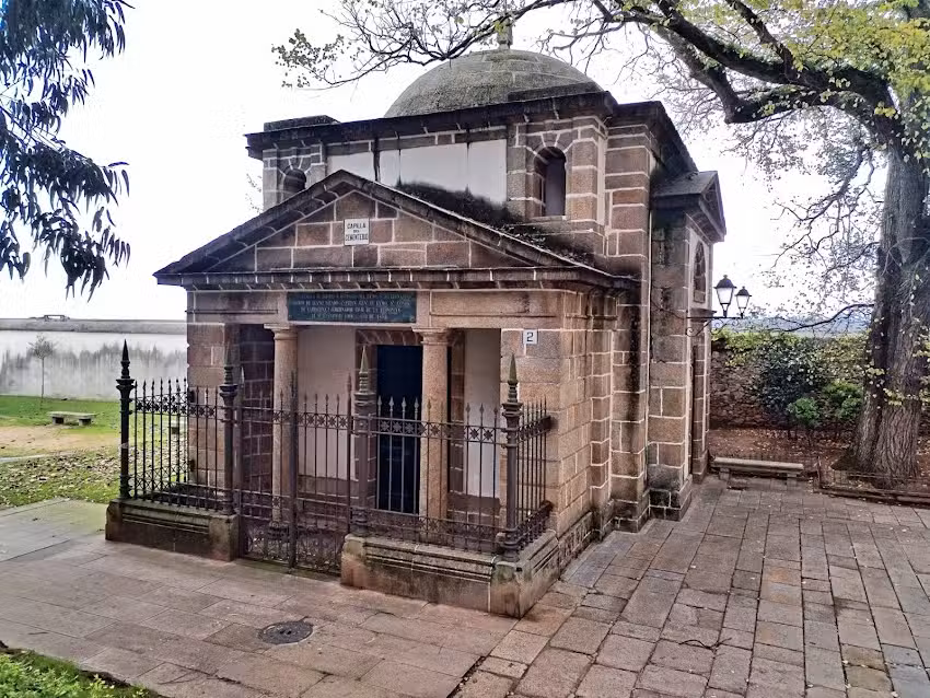 Capilla Cementerio de San Amaro