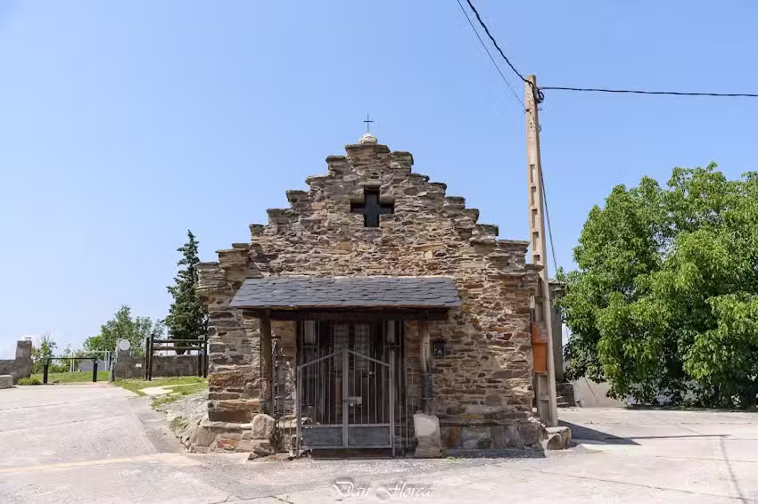 Capilla de El Acebo