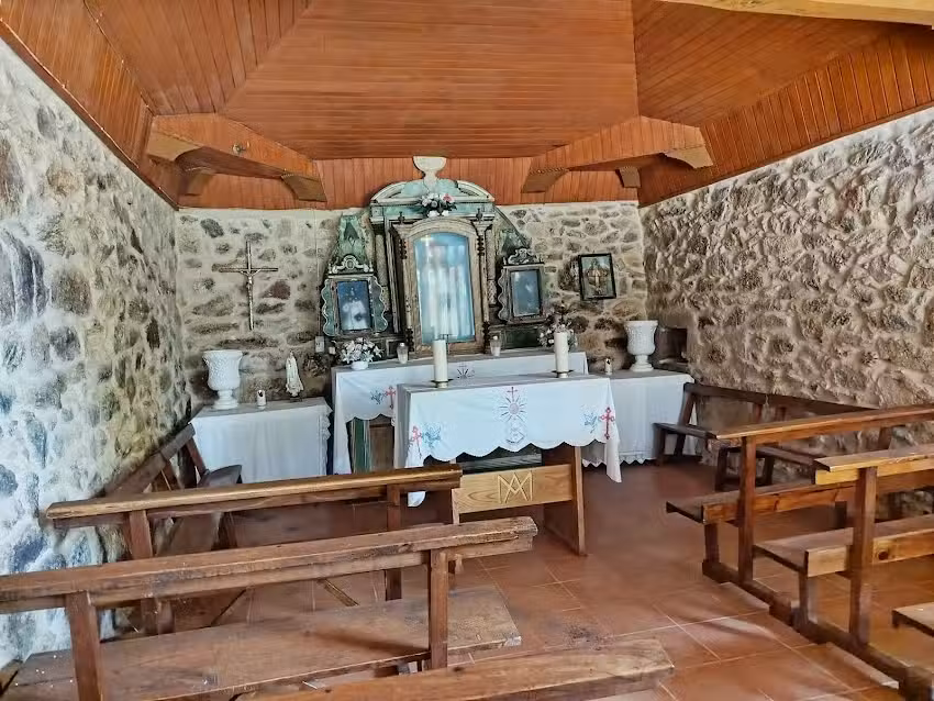 Capilla de la Virgen da Peregrina