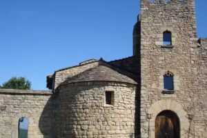 Capilla del castillo de Sant Lloren&ccedil; del Munt (o de Planeses)