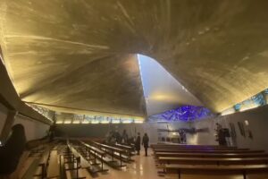 Capilla del Colegio de Ense&ntilde;anza Sagrada Familia y Colegio Menor
