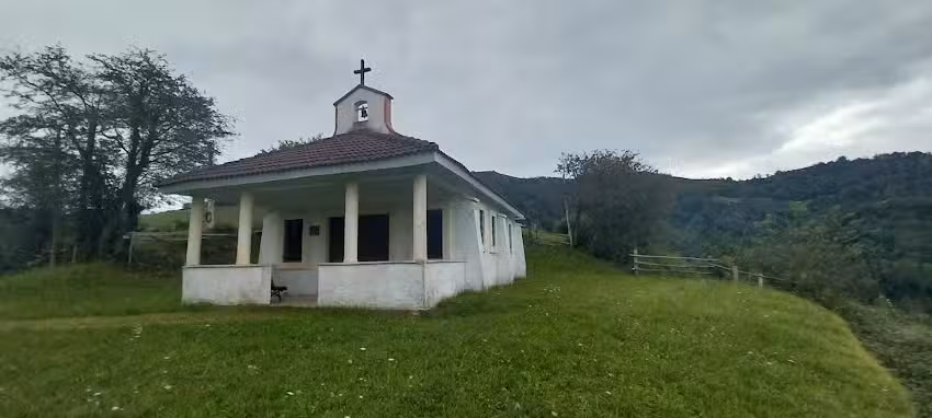 Capilla del Cristo de la Paz de Bra&ntilde;ella
