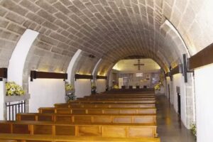 Capilla del Real Centro Universitario Mar&iacute;a Cristina (UCM)