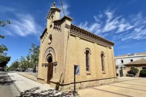 Capilla Exterior del Cementerio