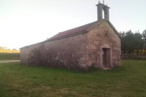 Capilla y Fuente Santa Luc&iacute;a de Olveira