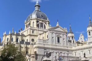 Catedral de Santa Mar&iacute;a la Real de la Almudena