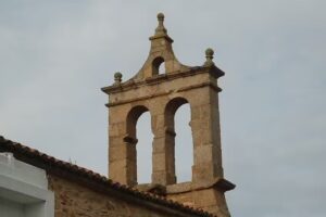 Cementerio-antigua Iglesia de San Martin de Cobas