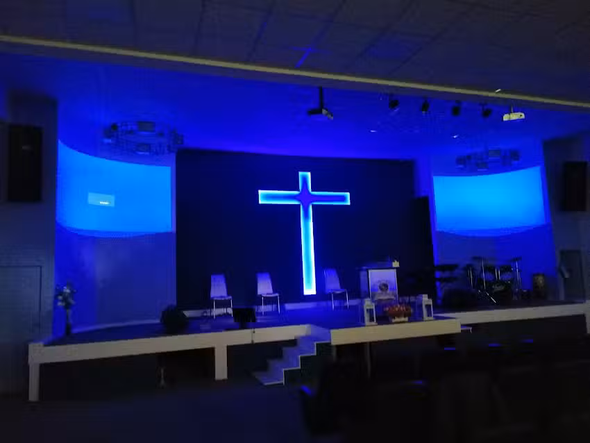 Centro de Adoraci&oacute;n Ebenezer