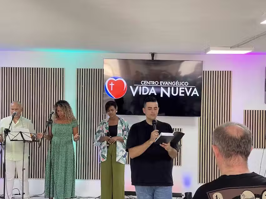 Centro Evang&eacute;lico Vida Nueva