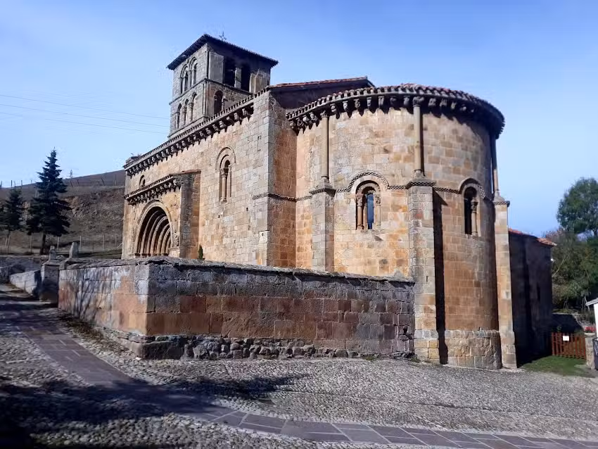 Colegiata de San Pedro de Cervatos