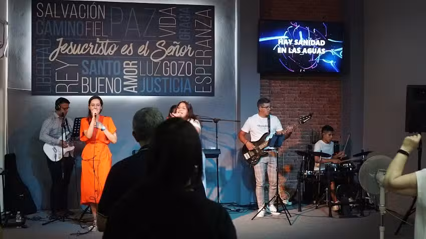 Comunidad de Amor Cristiano (Iglesia Evang&eacute;lica de Lucena)