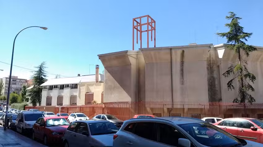 Comunidad Salesiana y Parroquia Mar&iacute;a Auxiliadora