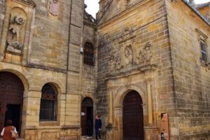 Convento e Iglesia de San Miguel