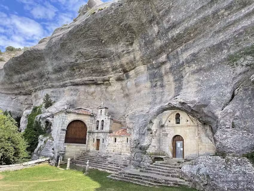 Cueva ermita de San Bernab&eacute;