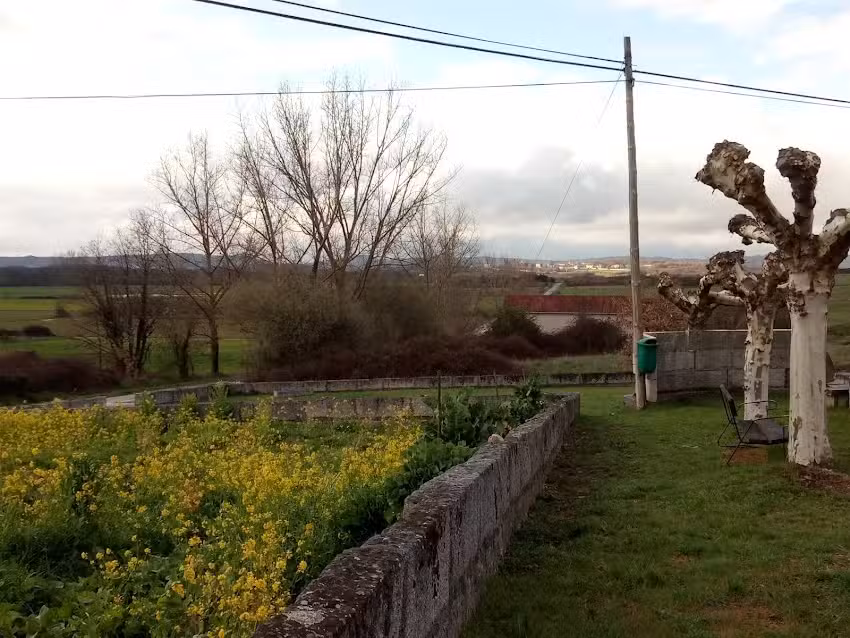 Ermita de Chamusi&ntilde;os