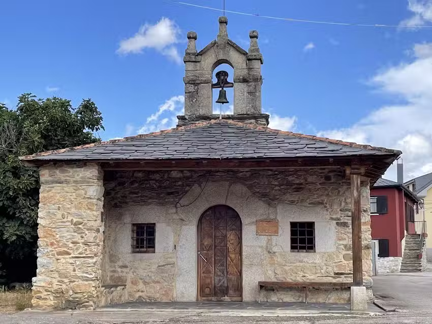 Ermita de Dehesas