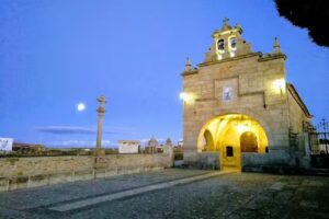 Ermita de Jesús Nazareno, Humilladero o del Cordero