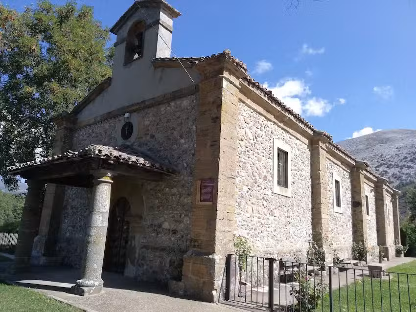 Ermita de la Virgen de Are&ntilde;os