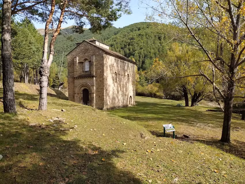 Ermita de la Virgen de Igu&aacute;cel