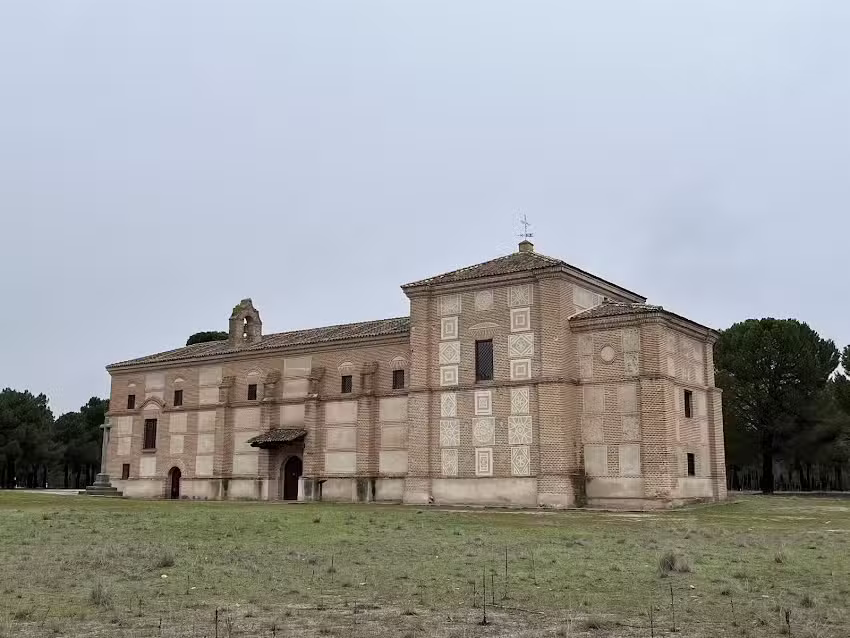 Ermita de la Virgen del Pinarejo