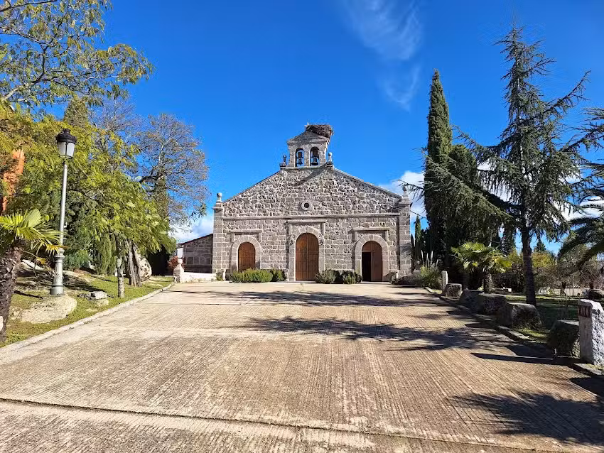 Ermita de la Virgen del Roble