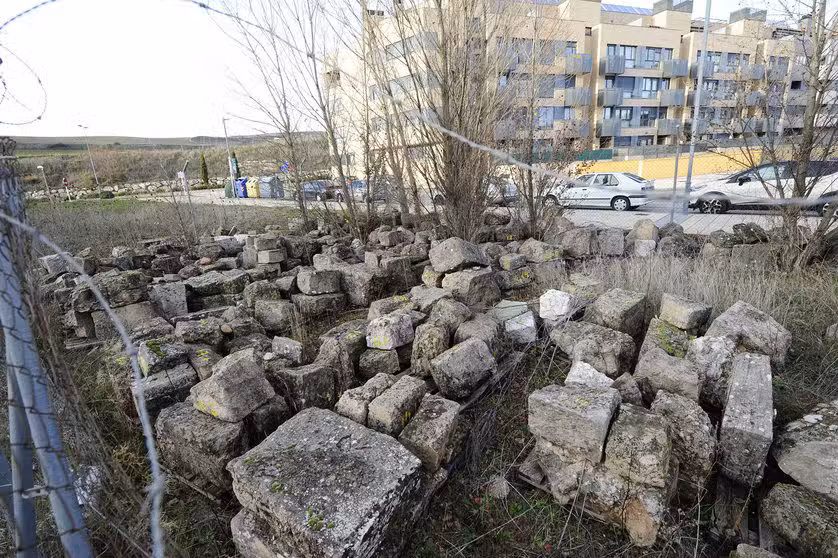 Ermita de Nuestra Se&ntilde;ora de la Rebolleda (ruinas)
