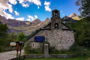 Ermita de Nuestra Se&ntilde;ora de Pineta