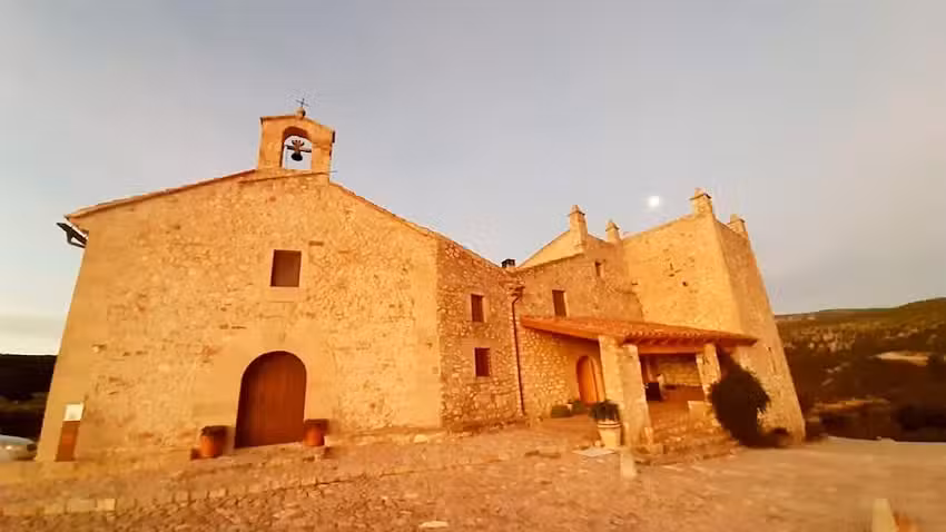 Ermita de San Juan Bta. y San Sbasti&aacute;n