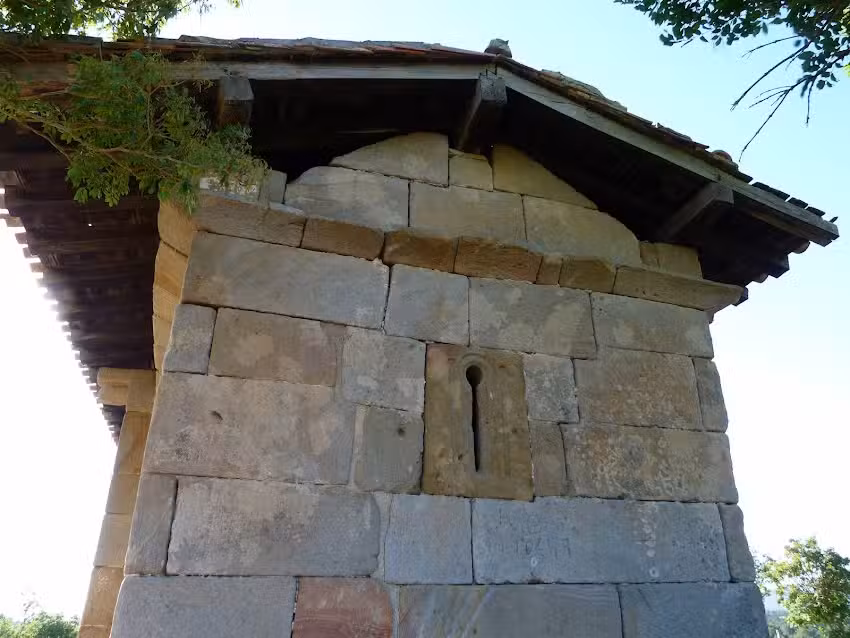 Ermita de San Juli&aacute;n y Santa Basilia