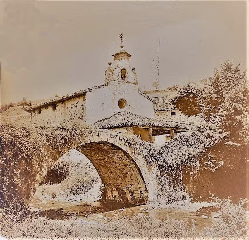 Ermita de San Roque y San Antol&iacute;n (Desacralizada)