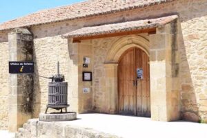 Ermita de San Sebasti&aacute;n-Oficina de Turismo