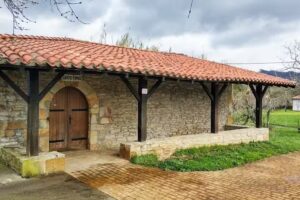 Ermita de Santo Tom&aacute;s Sandikaurre