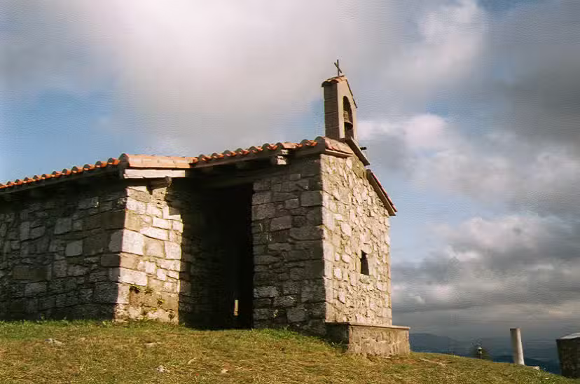 Ermita San Miguel de Ere&ntilde;o