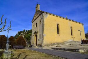 Esgl&eacute;sia de la Sagrada Fam&iacute;lia a la col&ograve;nia Vila-seca
