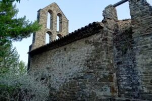 Esgl&eacute;sia de Sant Jaume de Vallhonesta