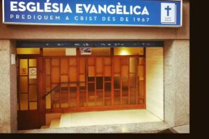 Esgl&eacute;sia Evang&egrave;lica de Pubilla Casas
