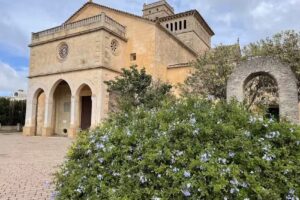 Esgl&eacute;sia Nostra Senyora d&rsquo;Atotxa