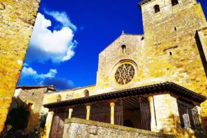 Ex-Colegiata de San Cosme y San Dami&aacute;n