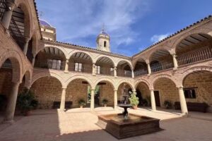 Ex-Colegiata de Santiago