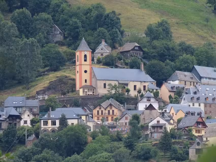 Gl&egrave;isa de Canejan