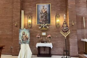 Grupo de Fieles de Nuestra Se&ntilde;ora de la Bella de Sevilla