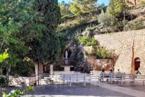 Gruta Virgen de Lourdes