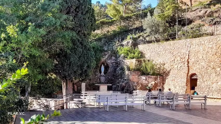 Gruta Virgen de Lourdes