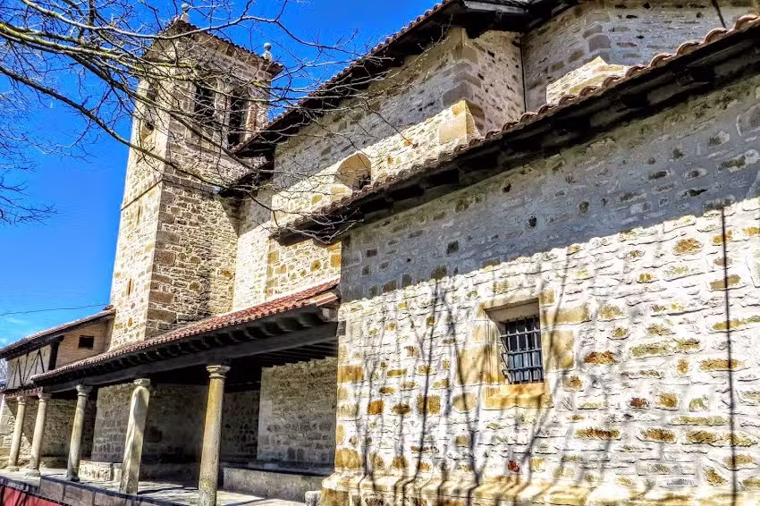 Gurutze Donea Eliza/Iglesia de la Santa Cruz